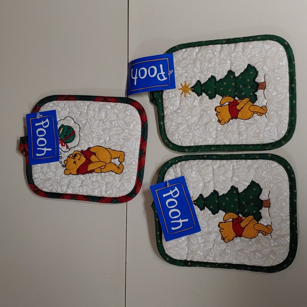 Disney 🆕 Winnie The Pooh Pot Holders (3)